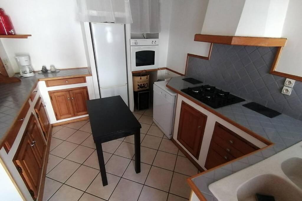 Maison Chaleureuse Et De Detente Avec Piscine Et Spa Chassemy Exteriér fotografie