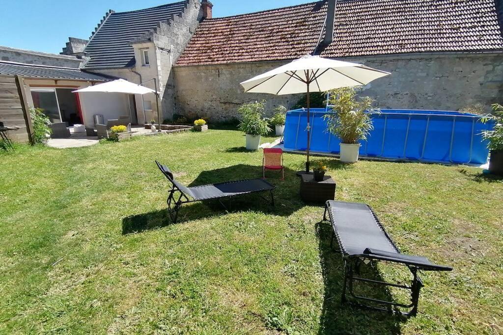 Maison Chaleureuse Et De Detente Avec Piscine Et Spa Chassemy Exteriér fotografie