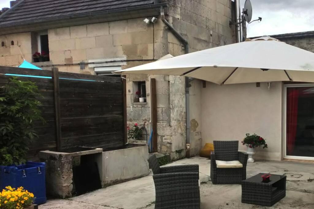 Maison Chaleureuse Et De Detente Avec Piscine Et Spa Chassemy Exteriér fotografie