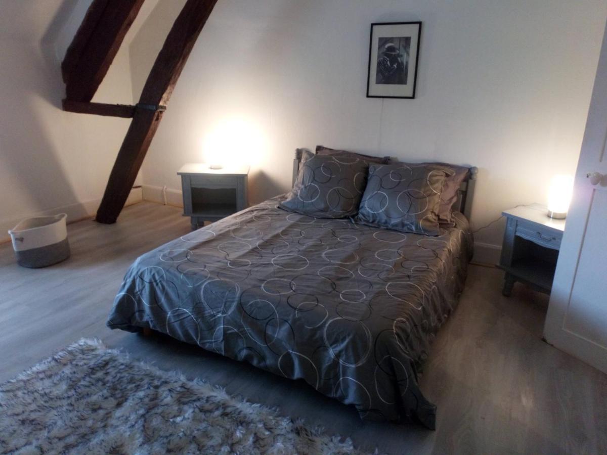 Maison Chaleureuse Et De Detente Avec Piscine Et Spa Chassemy Exteriér fotografie
